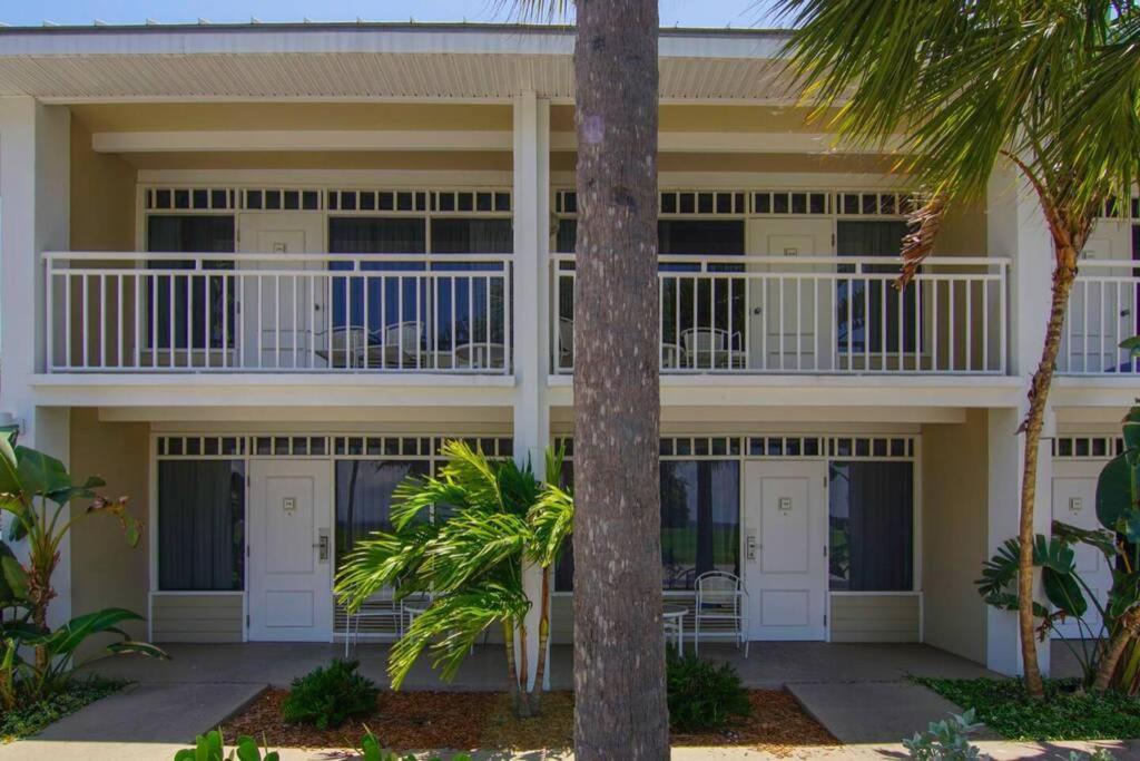 Sea Spray, Studio 114, Beach Steps Away! Pool+Wifi Ράσκιν Εξωτερικό φωτογραφία